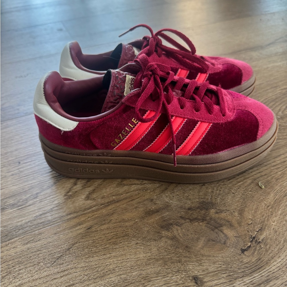 Adidas Gazelle Red Sneakers Women’s 5.5